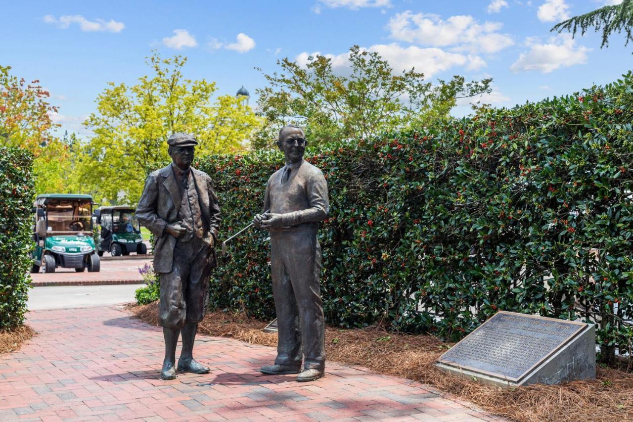 Legends And Masters Iron Suite Pinehurst Bagian luar foto